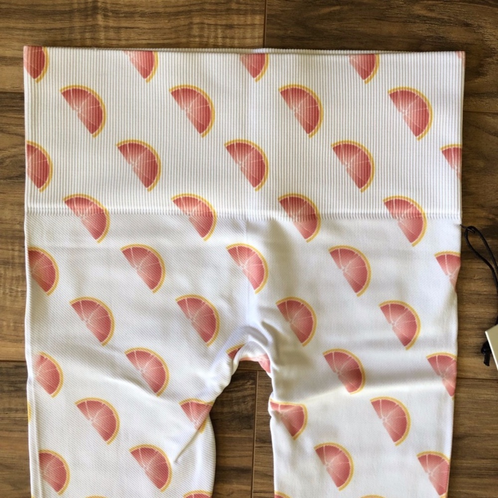 NWT - Morgan Stuart Sport Fruit Leggings XS/S - Picture 3 of 11